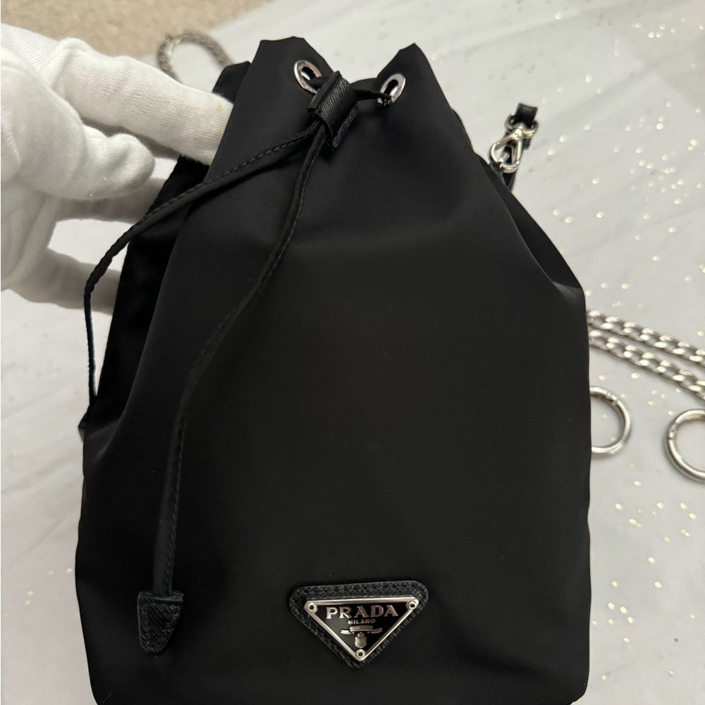 ⚡️SOLD⚡️💯 Authentic Prada Re-Nylon pouch Black